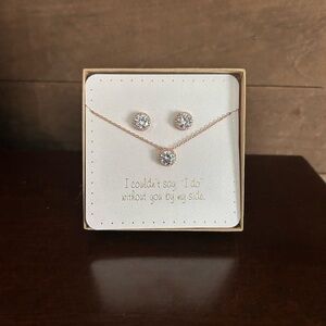 Elegant Rose Gold Necklace and Earring Set